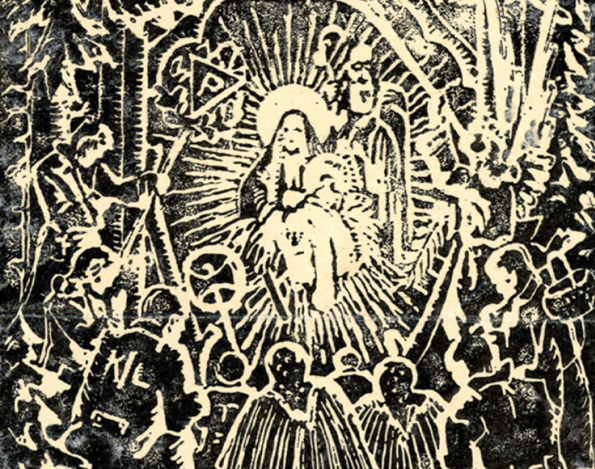 Grafika w czerni i bieli, Madonna z dzieciątkiem na rękach dookoła mężczyźni i kobiety, jeden mężczyzna na plecach posiada napis: KL